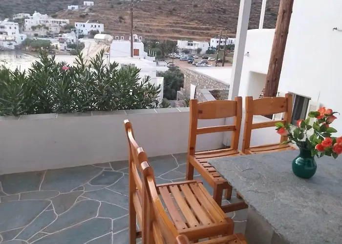 Nikolettas Apartments