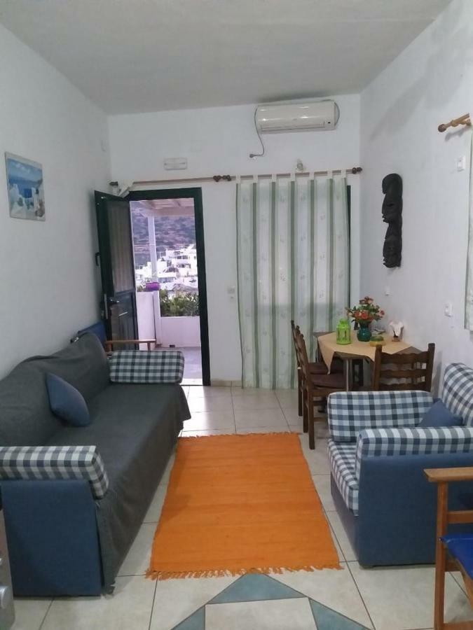 Nikolettas Apartment *